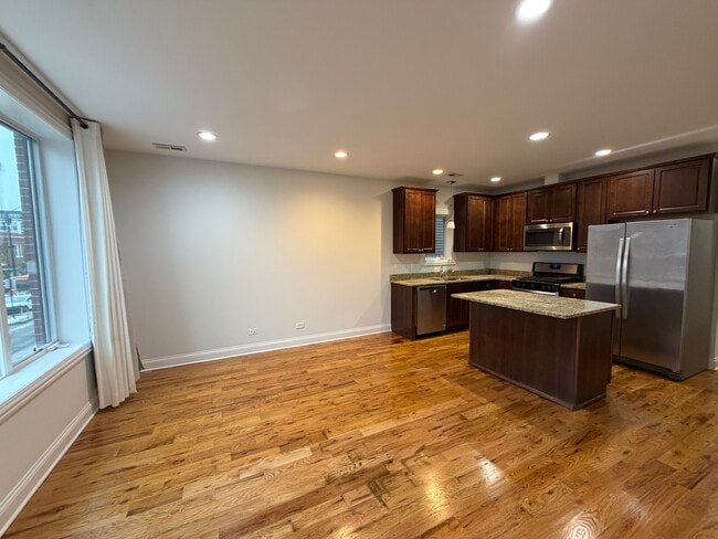 Photo - 2450 W Diversey Ave Unit 2