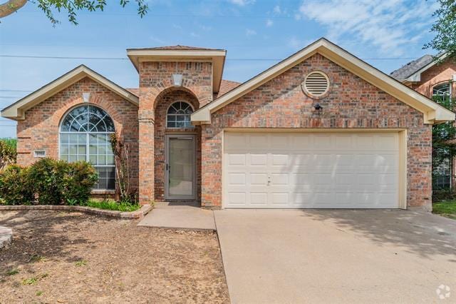 Building Photo - 2758 Red Oak Dr Rental