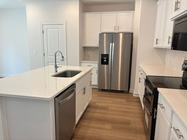 Photo - Brand New Build! 4 Bedrooms