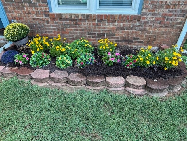 Photo - Beautifully Renovated 3-Bedroom, 2.5-Bath ...