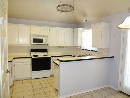 Photo - 2216 Lattimore St