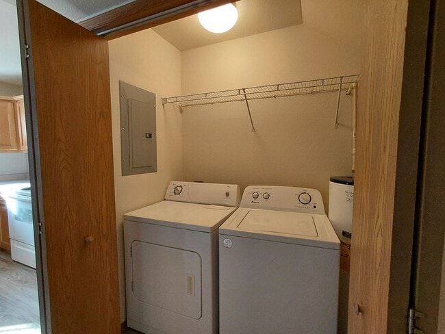 Photo - 24990 Scenic Dr Unit 24990 Scenic Dr. B