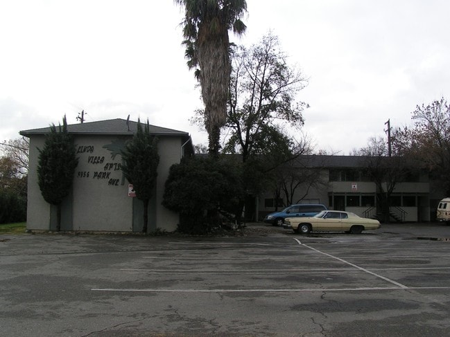Linda Villa - Linda Villa Apartments