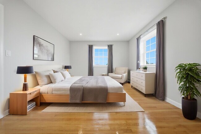 11 Schubert St