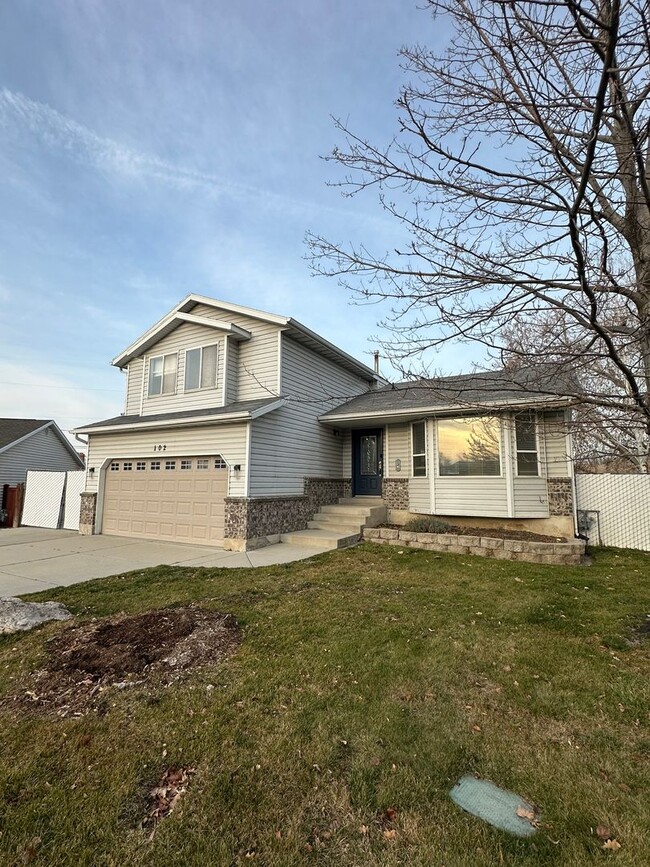 Photo - GET $500 OFF THE FIRST MONTHS RENT!!!