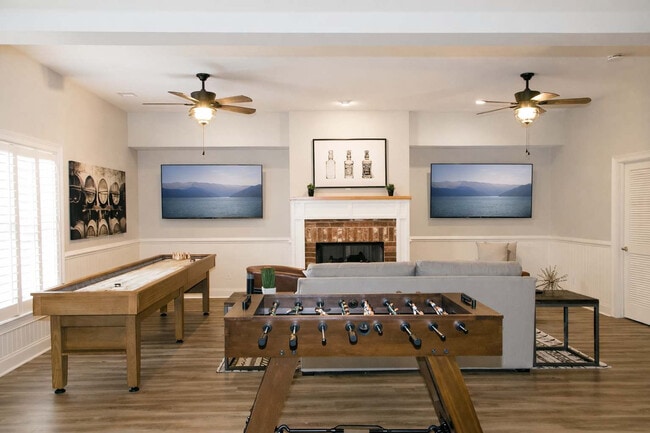 Building Photo - 131F Woodmont Blvd