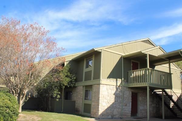 Photo - Chaparral Apartments
