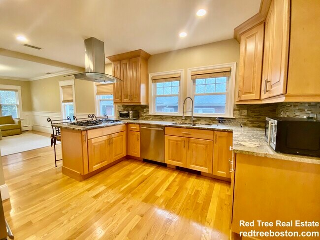 Photo - 57 Lawton St