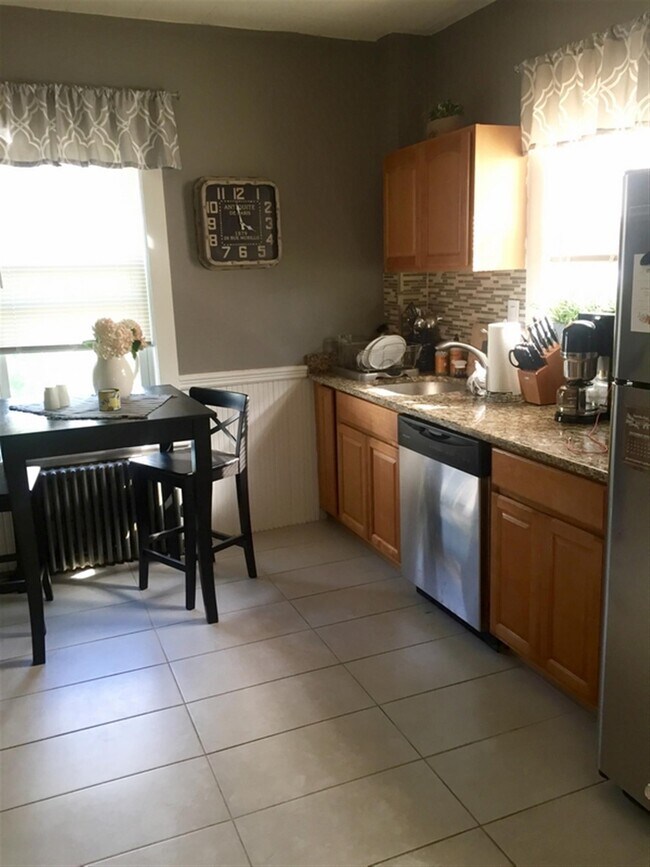 Photo - 12 Charles E Ryan Rd Unidad 2