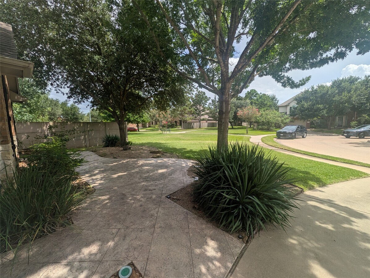 Photo - 14915 Bronze Finch Dr