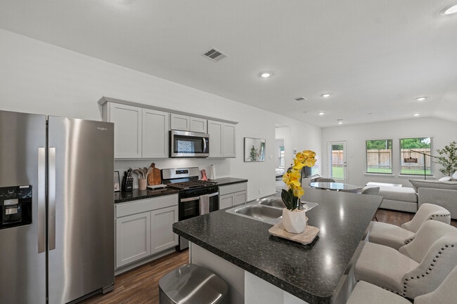 5414 Magnolia Heath Ln