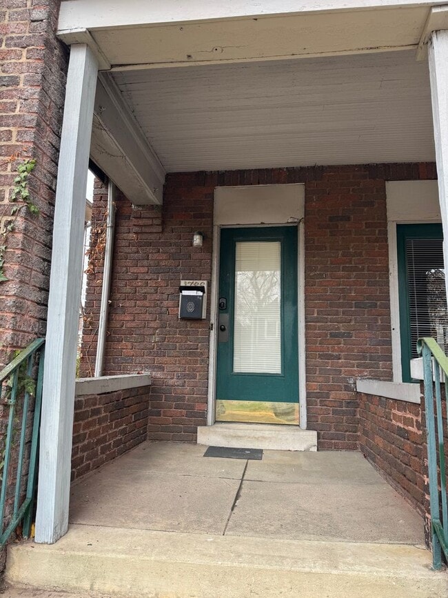 Photo - 1766-1768 Oak St Unit 1766 Oak Street