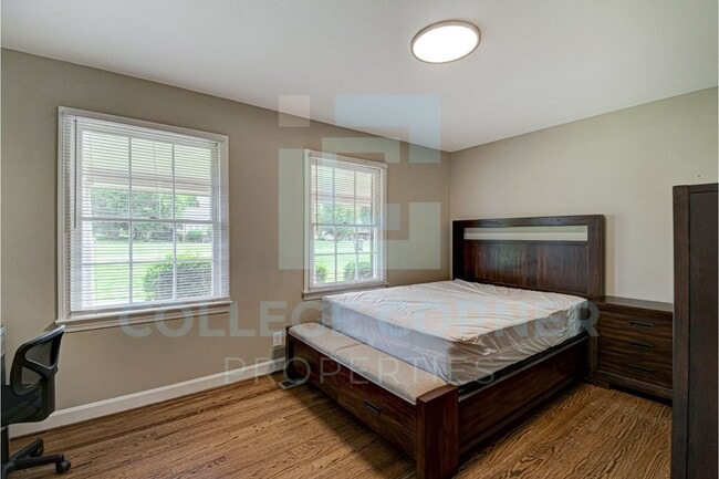 810 Polo Rd