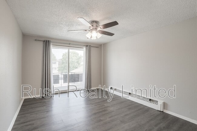 Photo - 1800 Fenton St Unidad #10 - 2nd Flr 1-bedroom