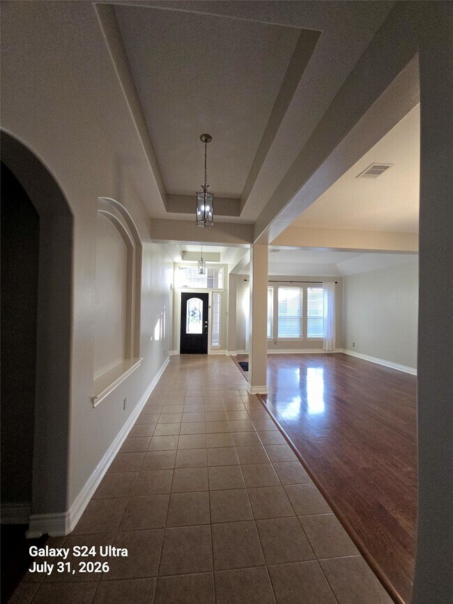 Photo - 5031 Gulf Stream Ln