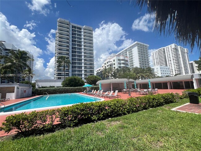 Photo - 2401 Collins Ave Unit 803