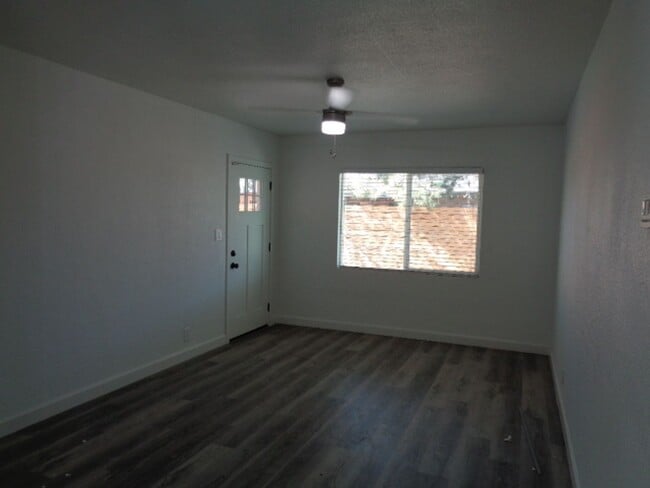 Building Photo - #1037-Osborn LLC Unit #1 Rental