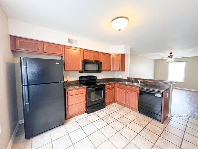 Photo - 2 Bedroom 1.5 Bathroom Townhome!!!