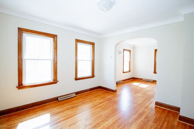 Photo - 2032 Glencove Dr