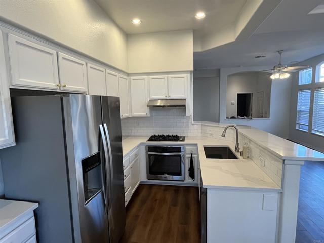 Photo - 7677 Hazard Center Dr