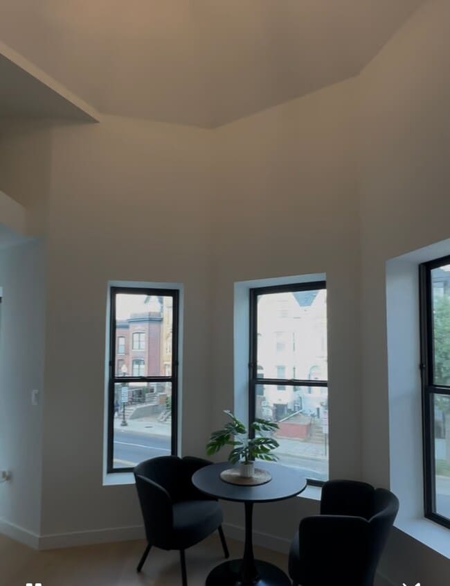 Photo - 304 Florida Ave NW