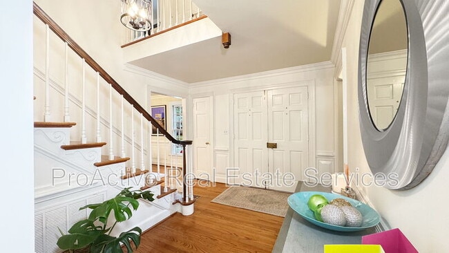 Photo - 509 Cavalier Dr