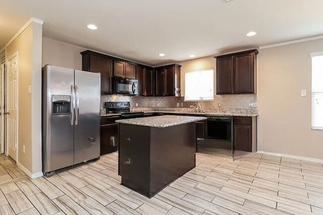 Photo - 1601 Megan Creek Dr