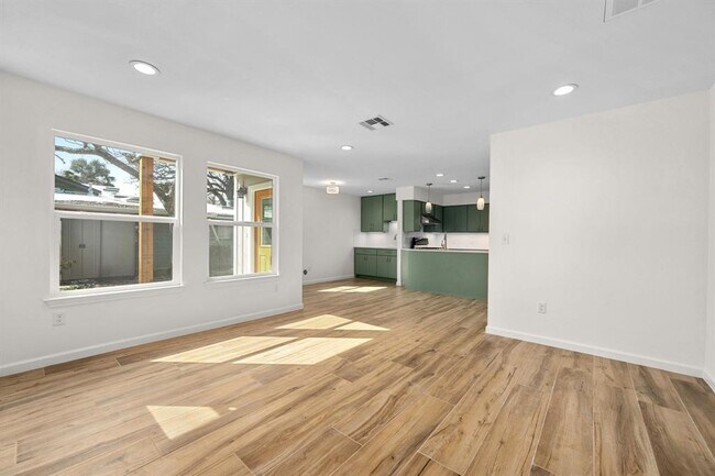 Photo - 3904 Tonkawa Trail