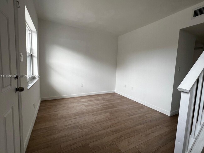 Photo - 324 W 74th Pl