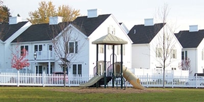 Playground - Fieldstone Crossing