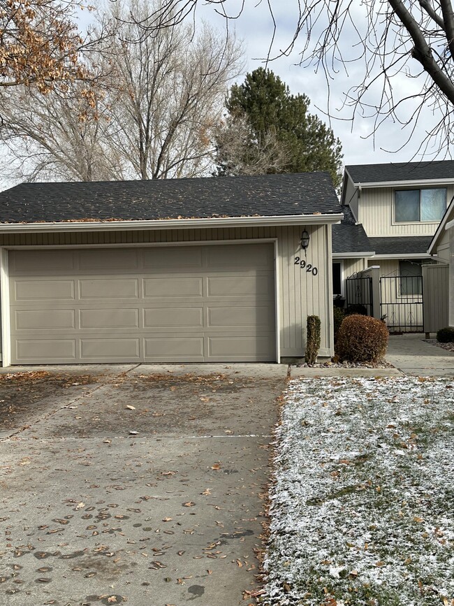 Photo - 2920 S Raindrop Dr Townhome