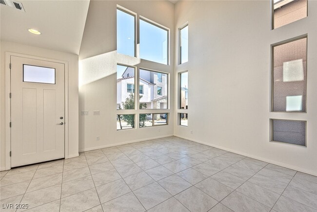 Photo - 661 Angel Aura St