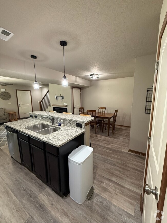 Building Photo - 8601 Westown Pky Unit 23106 Rental