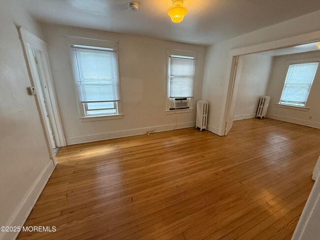 Building Photo - 115 N 3rd Ave Rental