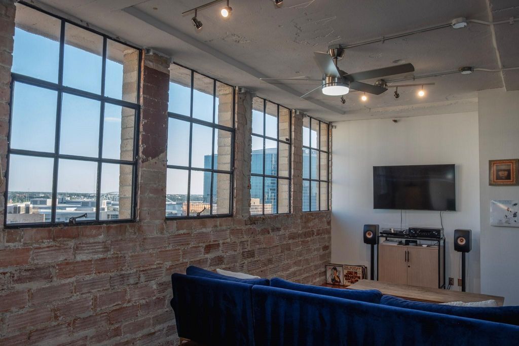 Photo - 1122 Jackson St Unit 1004