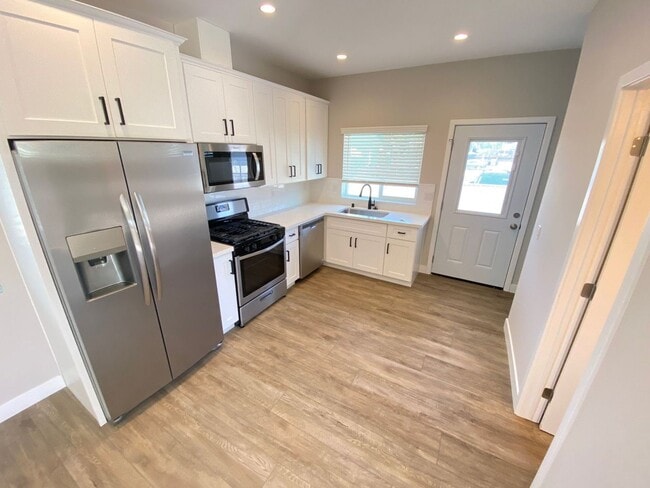 Photo - 4BD/2BA with designated yard space!