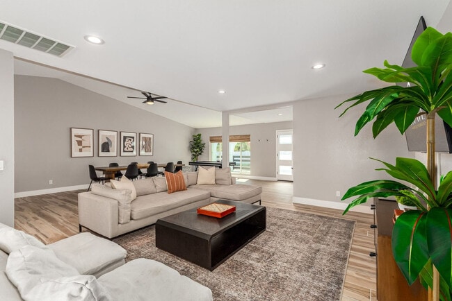 12202 N 58th Way Unit SI ID1558603P