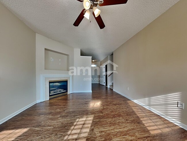 Photo - 6829 Ayrshire Glen Pl