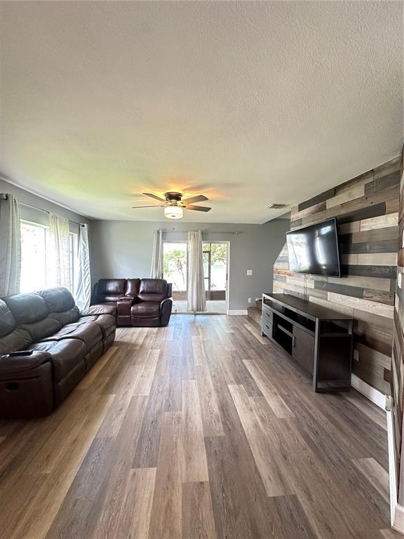 2235 Fluorshire Dr