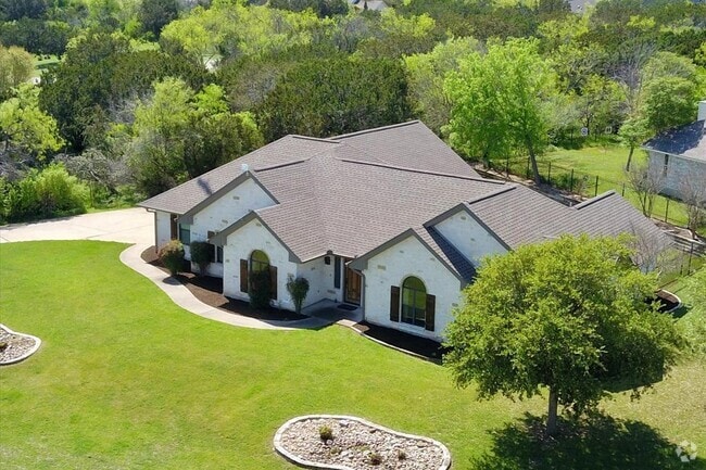 Building Photo - 239 Cove Creek Dr Rental