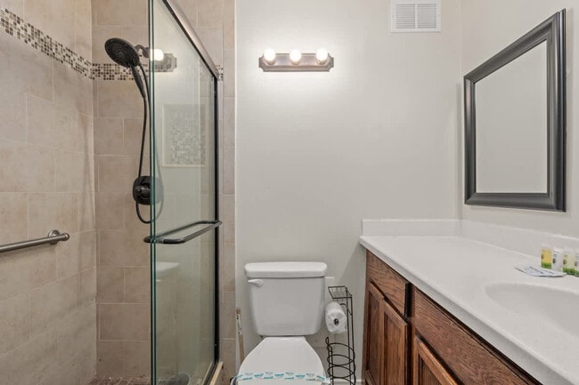 Photo - 8817 S Thomas Dr Unit ID1354907P