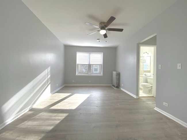 Muestra 1 - 4031 N Kenmore Apartments