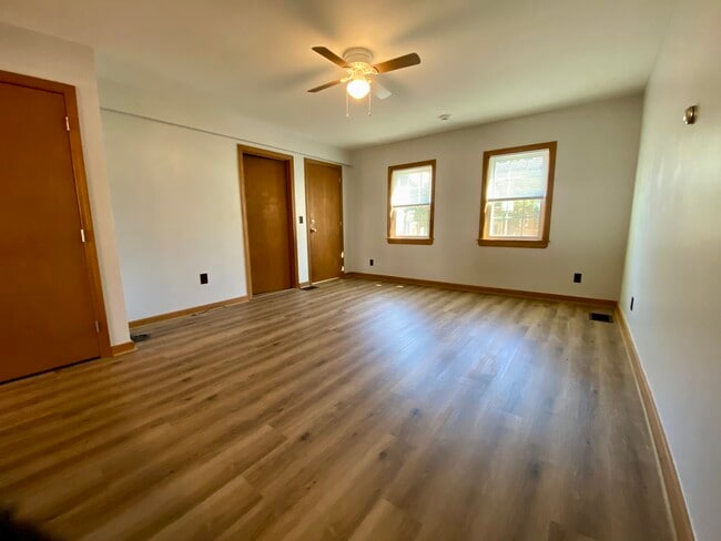 14 Maple St Unit 2