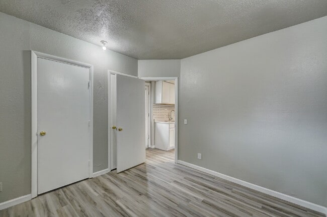 Photo - 1 Bedroom/1 Bathroom Available Now! Unit C