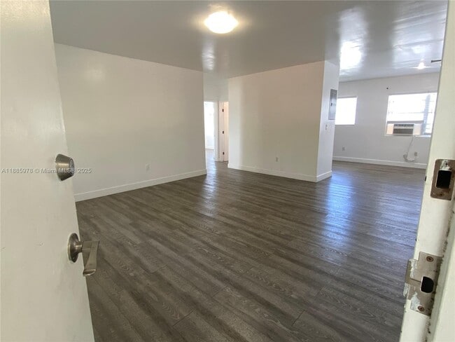 Photo - 9025 Harding Ave Unit 4