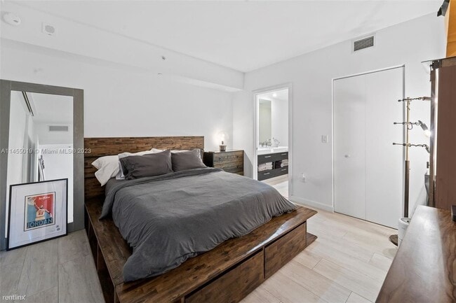 Photo - 2 br, 2 bath Condo - 45 SW 9th St