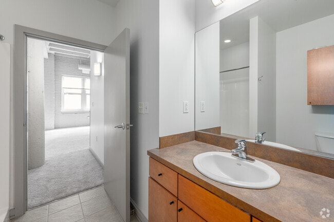 2 BD, 2 BA - 1,096SF - First Bathroom - The Lofts