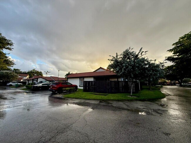 Photo - 15090 SW 49th Ln