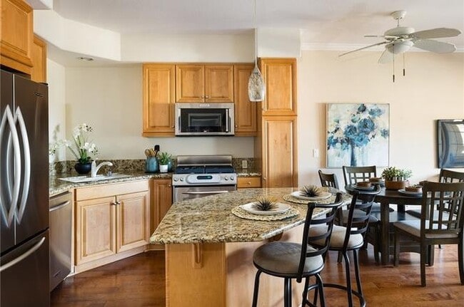 Photo - 21345 Hawthorne Blvd Unit 305