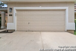 1331 Pinnacle Dr
